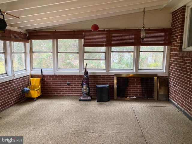 130 W WHITEHALL RD, State College, PA 16801