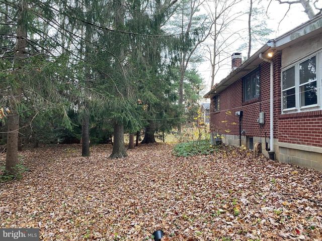 130 W WHITEHALL RD, State College, PA 16801