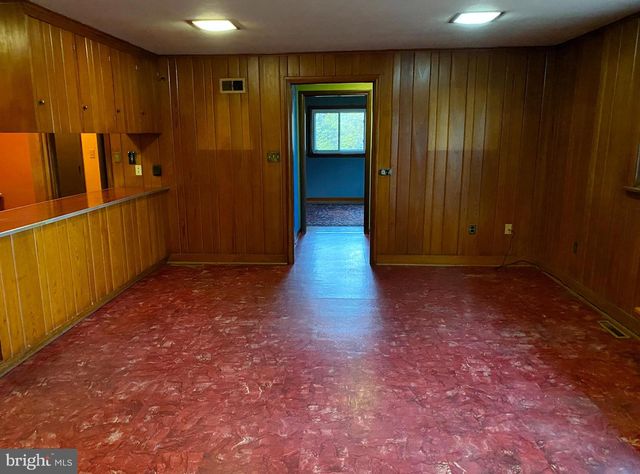 130 W WHITEHALL RD, State College, PA 16801