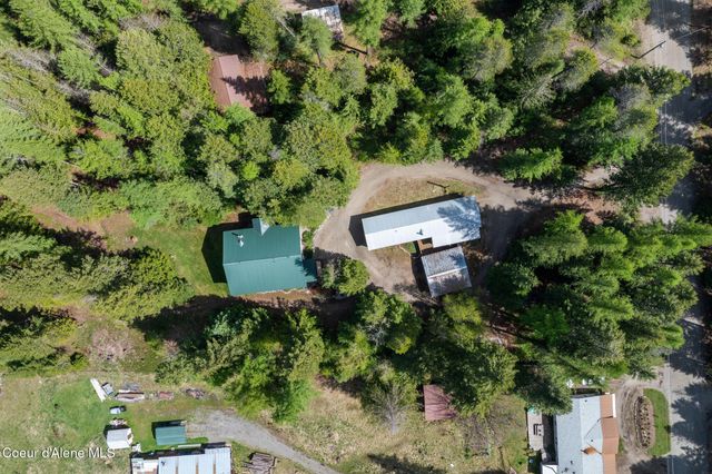 335 Tamarack LN, Sagle, ID 83860