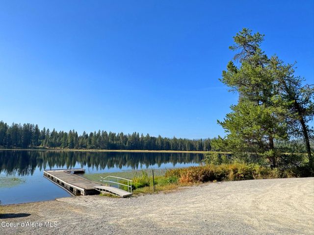 335 Tamarack LN, Sagle, ID 83860