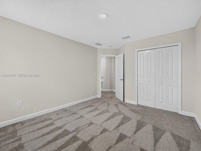1152 Trappers Trail Loop, Davenport, FL 33896