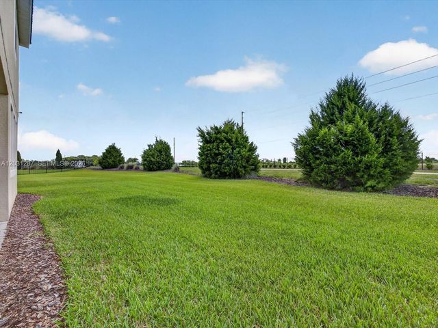 1152 Trappers Trail Loop, Davenport, FL 33896