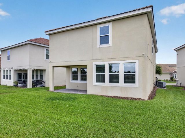 1152 Trappers Trail Loop, Davenport, FL 33896