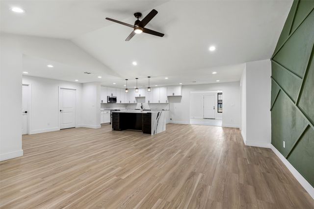 1907 Sunridge Road, Carrollton, TX 75006