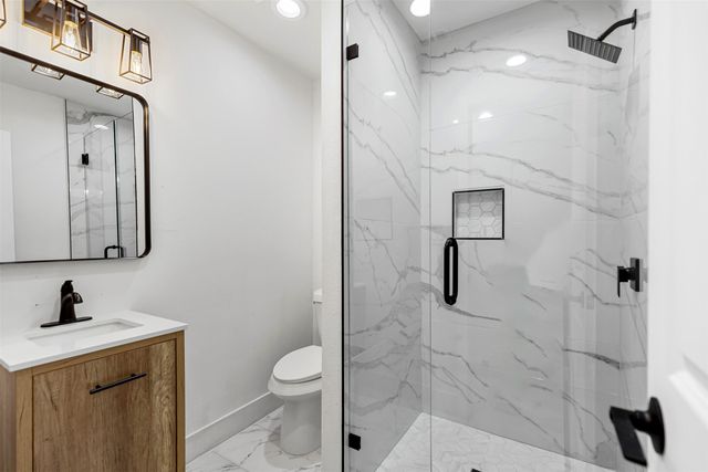 1907 Sunridge Road, Carrollton, TX 75006