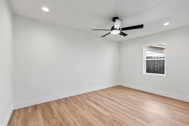 1907 Sunridge Road, Carrollton, TX 75006