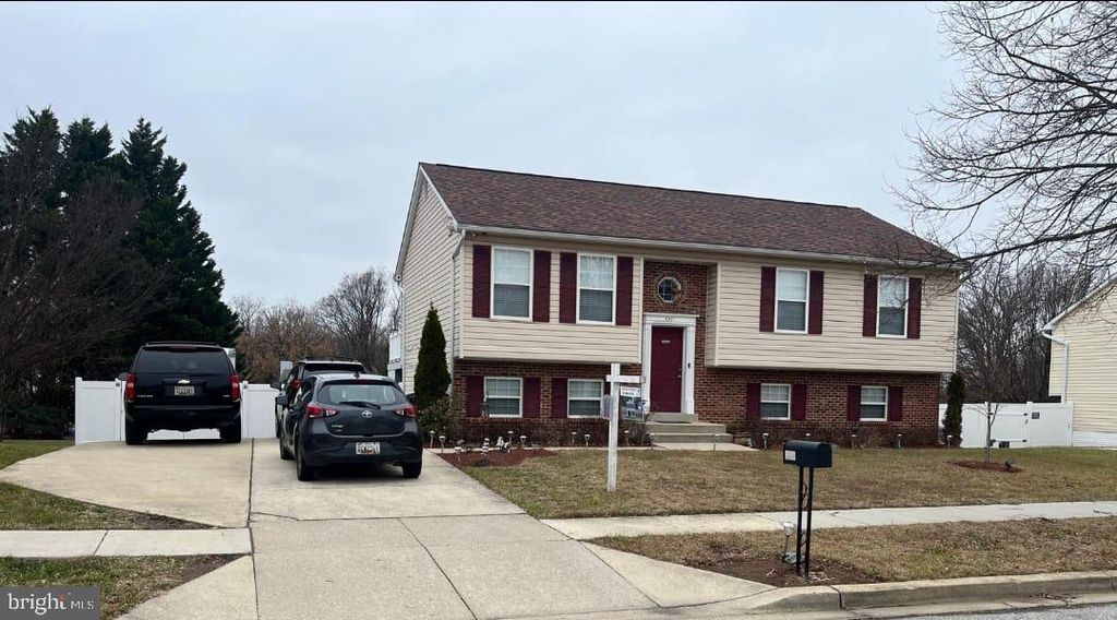 6921 GREENBORO LN, Fort Washington, MD 20744