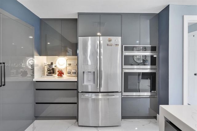 7501 NW 42nd St, Coral Springs, FL 33065