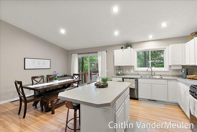 11035 Timberline Drive, Allendale, MI 49401