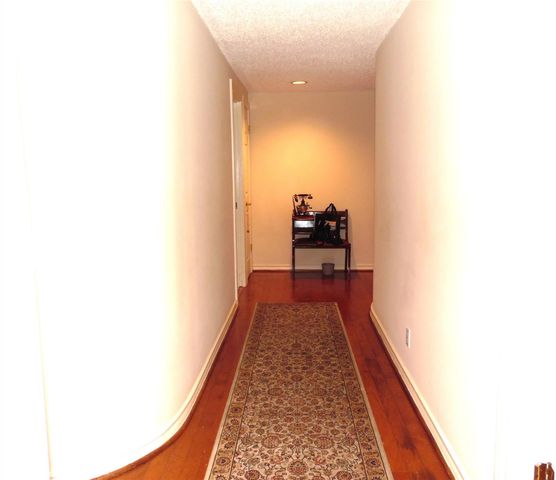 14655 Champion Forest Drive 805, Houston, TX 77069