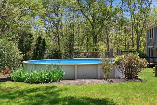 83 Greenville Dr, Sandwich, MA 02644
