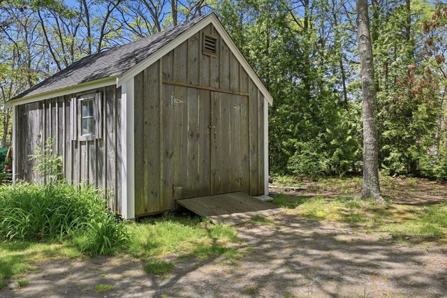 83 Greenville Dr, Sandwich, MA 02644