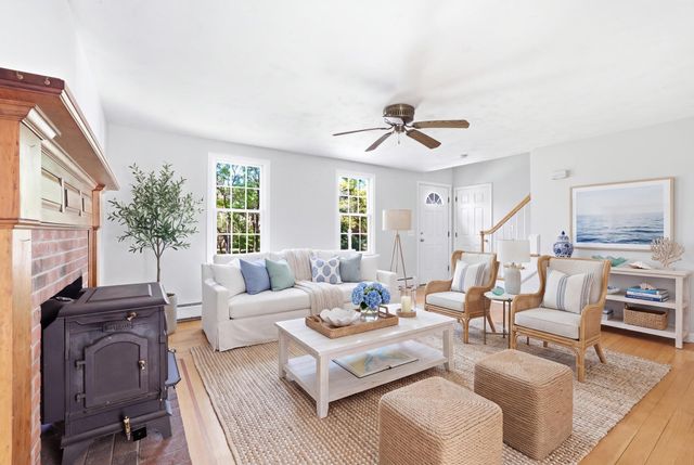 83 Greenville Dr, Sandwich, MA 02644