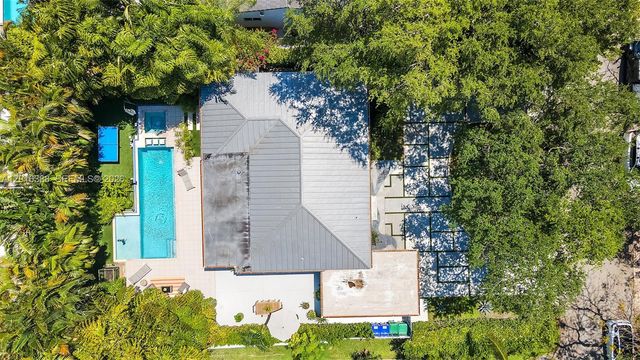 651 NE 52nd Ter, Miami, FL 33137