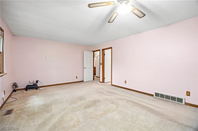 1035 W Liberty Street, Medina, OH 44256