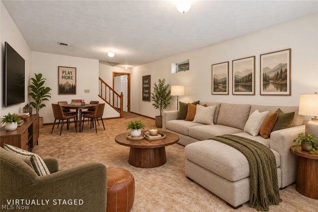 1035 W Liberty Street, Medina, OH 44256