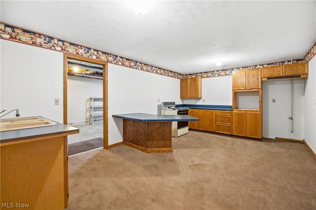 1035 W Liberty Street, Medina, OH 44256