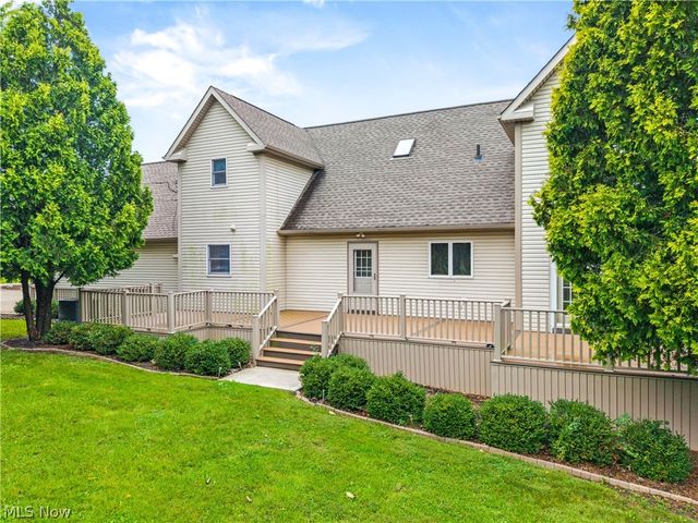 1035 W Liberty Street, Medina, OH 44256
