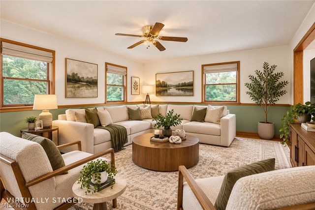 1035 W Liberty Street, Medina, OH 44256