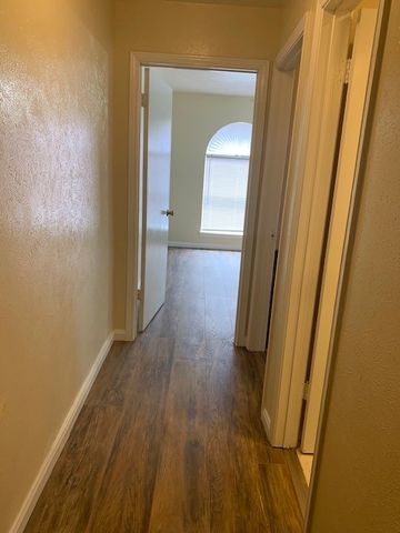 1221 Willow Wood Court, Irving, TX 75060