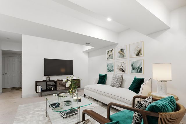 28 Rock Spring Road B2, Stamford, CT 06906