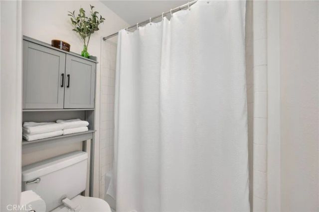15325 Magnolia Boulevard Boulevard 103, Sherman Oaks, CA 91403