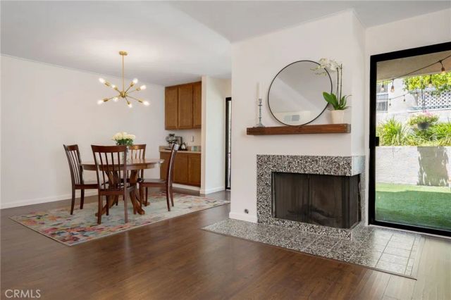 15325 Magnolia Boulevard Boulevard 103, Sherman Oaks, CA 91403