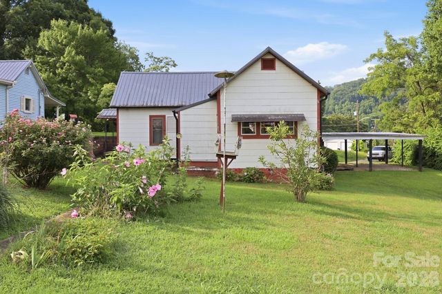 209 Virginia Avenue, Marion, NC 28752