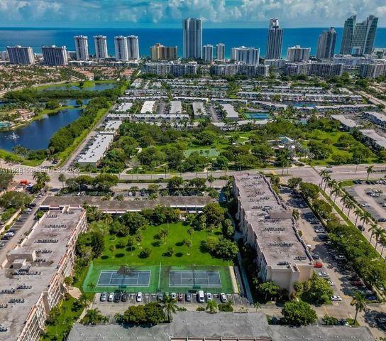 1001 E Three Islands Blvd 36, Hallandale Beach, FL 33009