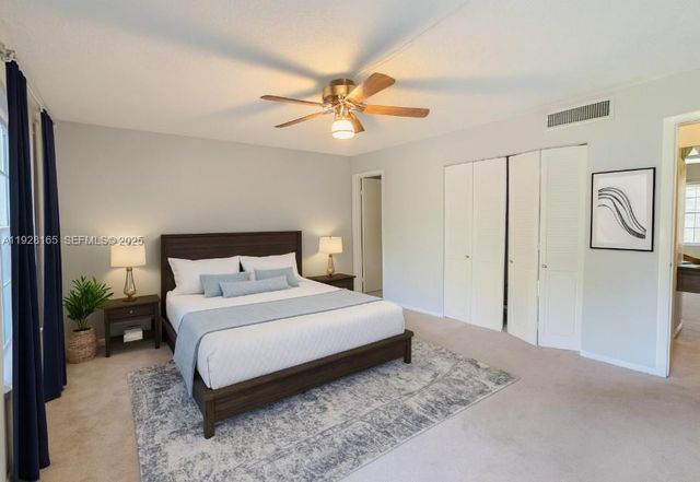 1001 E Three Islands Blvd 36, Hallandale Beach, FL 33009