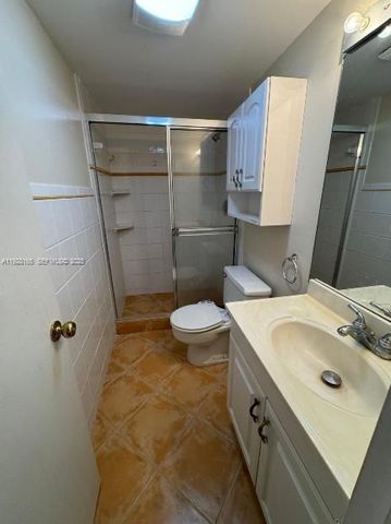 1001 E Three Islands Blvd 36, Hallandale Beach, FL 33009