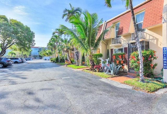 1001 E Three Islands Blvd 36, Hallandale Beach, FL 33009