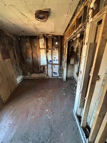 2296 Grove Ave, Sacramento, CA 95815