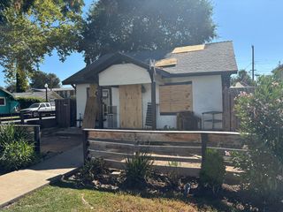 2296 Grove Ave, Sacramento, CA 95815