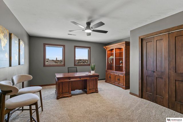 709 Pier 3, Lincoln, NE 68528