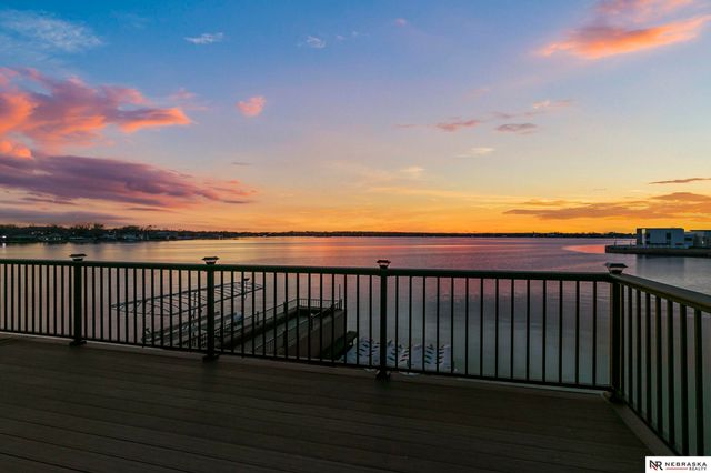 709 Pier 3, Lincoln, NE 68528