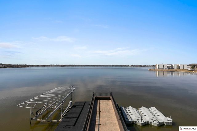 709 Pier 3, Lincoln, NE 68528