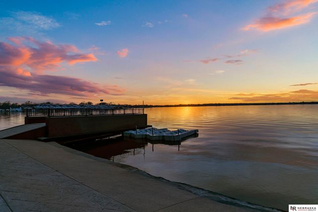 709 Pier 3, Lincoln, NE 68528
