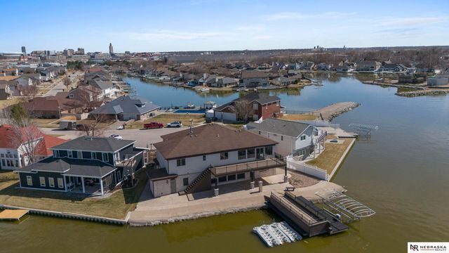 709 Pier 3, Lincoln, NE 68528
