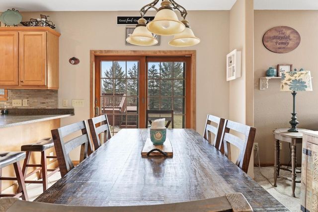 6817 Sandy LANE, Waterford, WI 53185