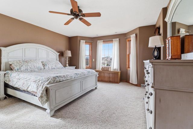 6817 Sandy LANE, Waterford, WI 53185