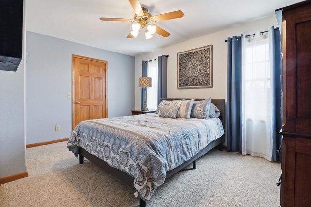 6817 Sandy LANE, Waterford, WI 53185