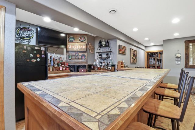 6817 Sandy LANE, Waterford, WI 53185