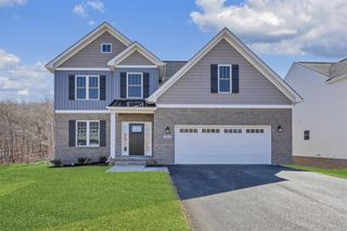 2816 Russlen DR, Salem, VA 24153
