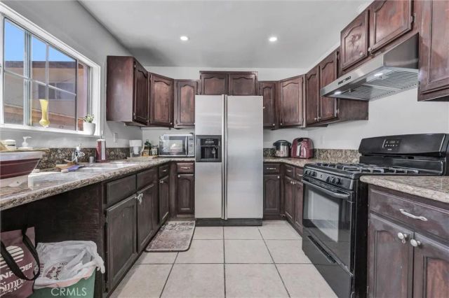 1325 Glen, Pasadena, CA 91103