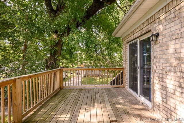 1626 Kehoe Lane, Jeffersonville, IN 47130