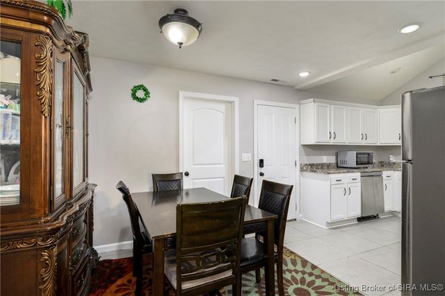 1626 Kehoe Lane, Jeffersonville, IN 47130