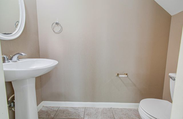 15919 Hurstfield Pointe Drive, Cypress, TX 77429