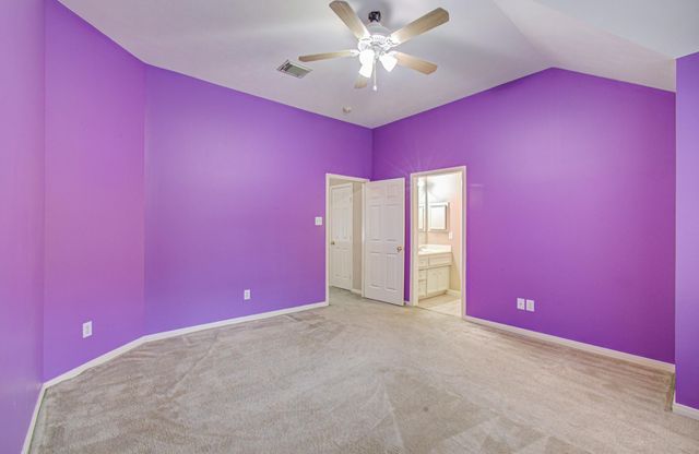 15919 Hurstfield Pointe Drive, Cypress, TX 77429